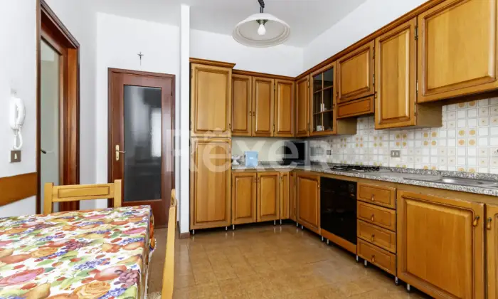 Rexer-CORNATE-DADDA-Trilocale-con-cucina-abitabile-e-box-Altro