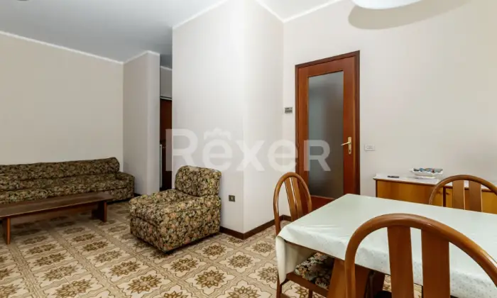 Rexer-CORNATE-DADDA-Trilocale-con-cucina-abitabile-e-box-Altro