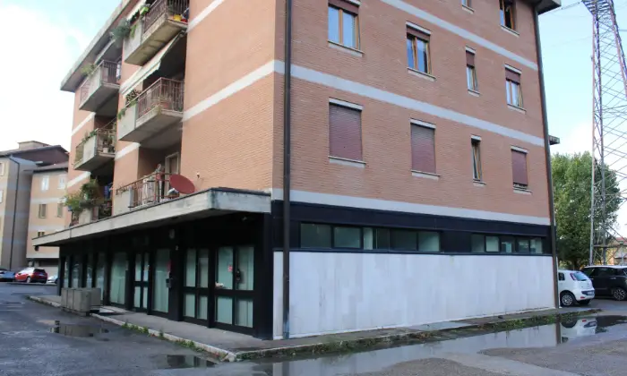Rexer-Perugia-Locale-commerciale-ristrutturato-Esterno