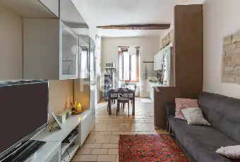 Rexer-CANTIANO-Eleganza-storica-e-comfort-moderno-casa-indipendente-con-mansarda-e-taverna-nel-centro-Altro