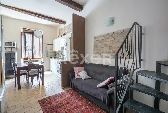 Rexer-CANTIANO-Eleganza-storica-e-comfort-moderno-casa-indipendente-con-mansarda-e-taverna-nel-centro-Altro