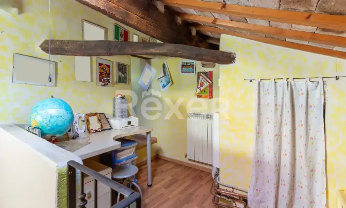 Rexer-CANTIANO-Eleganza-storica-e-comfort-moderno-casa-indipendente-con-mansarda-e-taverna-nel-centro-Altro