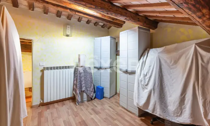 Rexer-CANTIANO-Eleganza-storica-e-comfort-moderno-casa-indipendente-con-mansarda-e-taverna-nel-centro-Altro
