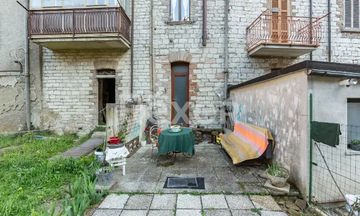 Rexer-CANTIANO-Eleganza-storica-e-comfort-moderno-casa-indipendente-con-mansarda-e-taverna-nel-centro-Altro