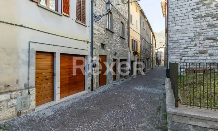 Rexer-CANTIANO-Eleganza-storica-e-comfort-moderno-casa-indipendente-con-mansarda-e-taverna-nel-centro-Altro
