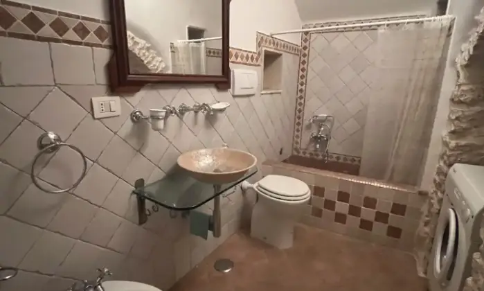 Rexer-Martina-Franca-Bilocale-e-Monolocale-finemente-ristrutturati-Bagno