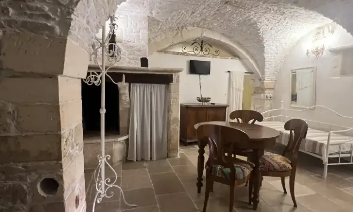 Rexer-Martina-Franca-Bilocale-e-Monolocale-finemente-ristrutturati-Ingresso