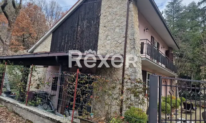 Rexer-Villalago-Villa-in-vendita-in-viale-Riviera-Villalago-Altro