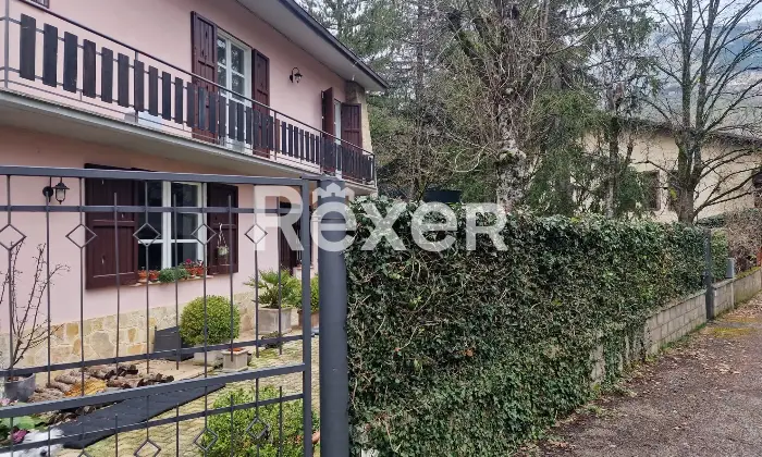 Rexer-Villalago-Villa-in-vendita-in-viale-Riviera-Villalago-Altro