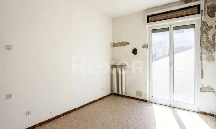 Rexer-Avigliano-Terratetto-da-ristrutturare-nel-centro-storico-con-vista-panoramica-Altro