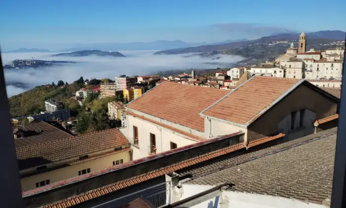 Rexer-Avigliano-Terratetto-da-ristrutturare-nel-centro-storico-con-vista-panoramica-Altro