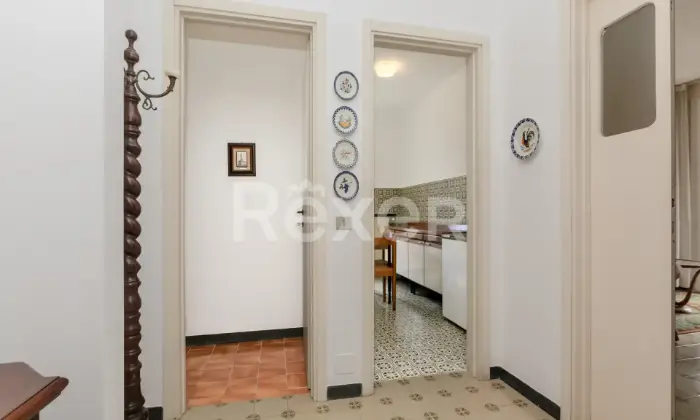 Rexer-Arenzano-Case-del-Golf-appartamento-con-box-e-cantina-Altro