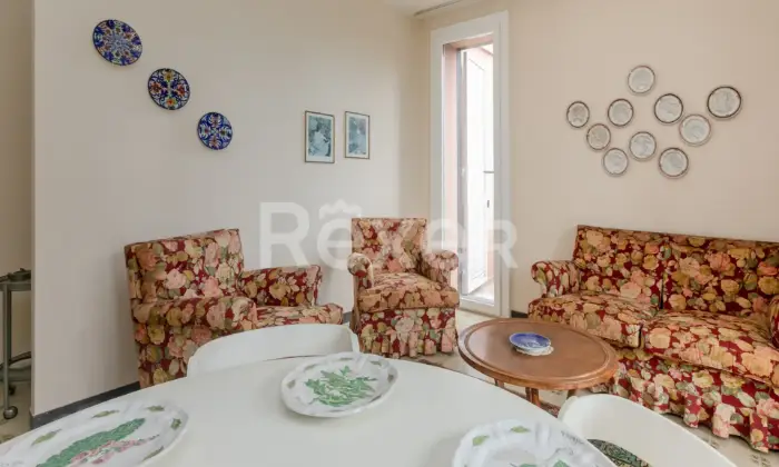 Rexer-Arenzano-Case-del-Golf-appartamento-con-box-e-cantina-Altro
