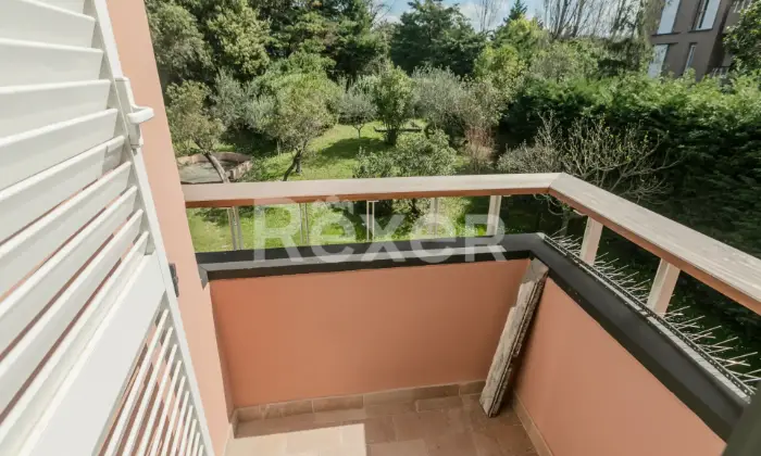 Rexer-Arenzano-Case-del-Golf-appartamento-con-box-e-cantina-Altro