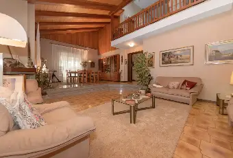 Rexer-Odalengo-Grande-Elegante-Villa-su-Due-Piani-in-Zona-Tranquilla-e-Ben-Servita-Altro