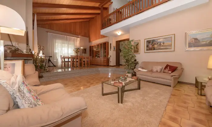 Rexer-Odalengo-Grande-Elegante-villa-su-due-Piani-inzona-tranquilla-e-ben-servita-Altro