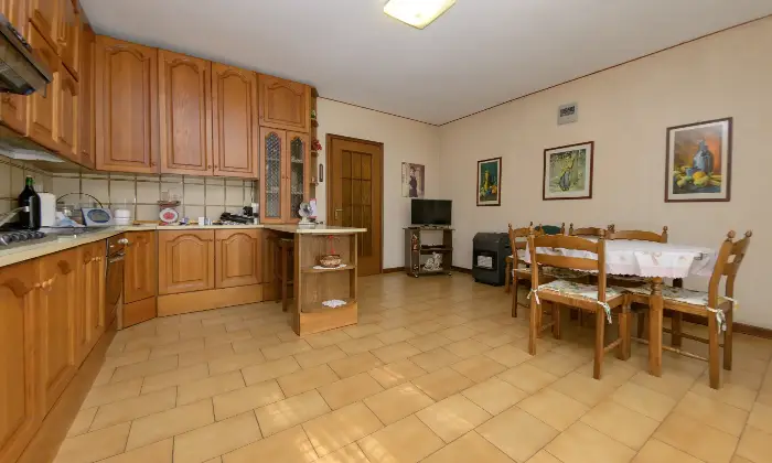 Rexer-Odalengo-Grande-Elegante-Villa-su-Due-Piani-in-Zona-Tranquilla-e-Ben-Servita-Altro