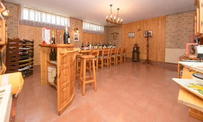 Rexer-Odalengo-Grande-Elegante-villa-su-due-Piani-inzona-tranquilla-e-ben-servita-Altro