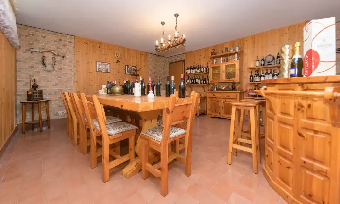 Rexer-Odalengo-Grande-Elegante-villa-su-due-Piani-inzona-tranquilla-e-ben-servita-Altro