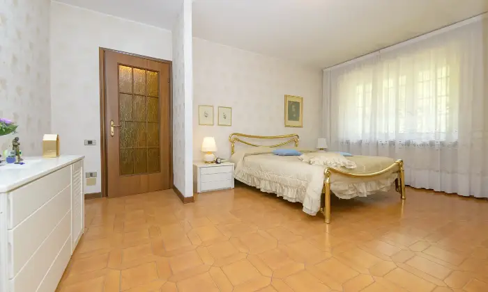 Rexer-Odalengo-Grande-Elegante-villa-su-due-Piani-inzona-tranquilla-e-ben-servita-Altro