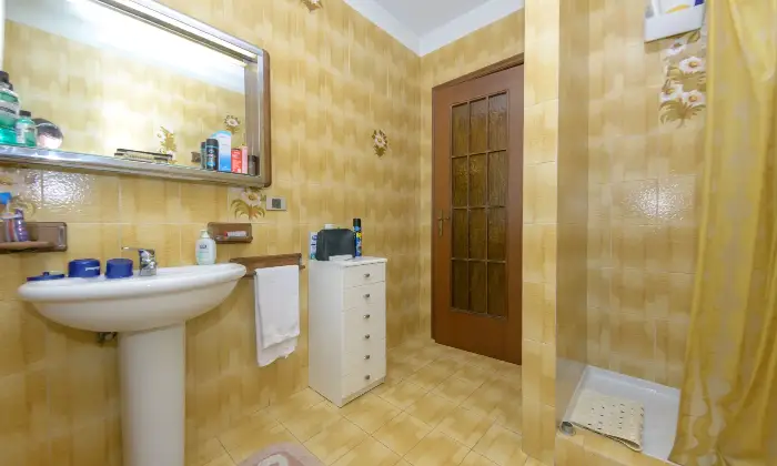 Rexer-Odalengo-Grande-Elegante-villa-su-due-Piani-inzona-tranquilla-e-ben-servita-Altro