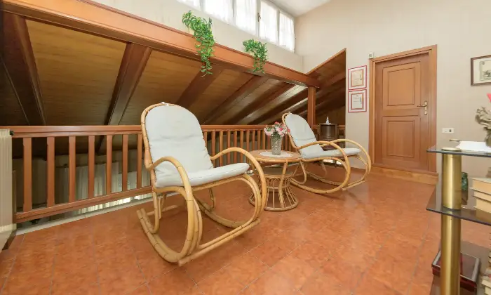 Rexer-Odalengo-Grande-Elegante-villa-su-due-Piani-inzona-tranquilla-e-ben-servita-Altro