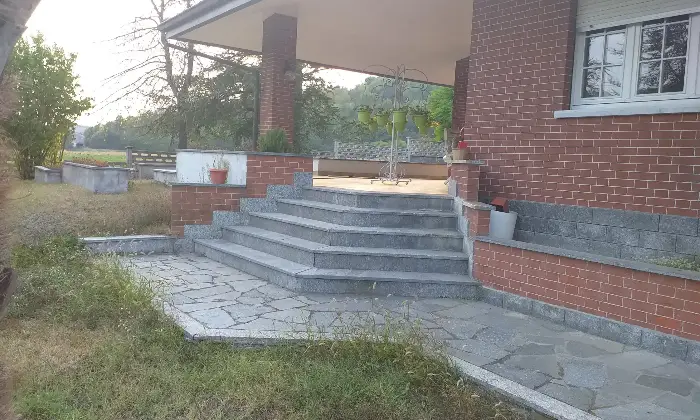 Rexer-Odalengo-Grande-Elegante-Villa-su-Due-Piani-in-Zona-Tranquilla-e-Ben-Servita-Altro