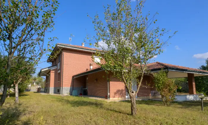 Rexer-Odalengo-Grande-Elegante-villa-su-due-Piani-inzona-tranquilla-e-ben-servita-Altro