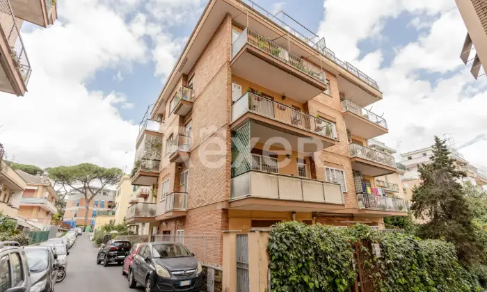 Rexer-Roma-Cassia-Grottarossa-Via-Castiglione-in-Teverina-Altro