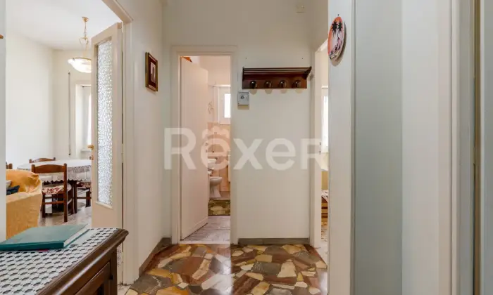 Rexer-Roma-Cassia-Grottarossa-Via-Castiglione-in-Teverina-Altro