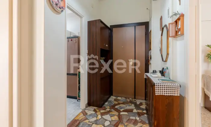Rexer-Roma-Cassia-Grottarossa-Via-Castiglione-in-Teverina-Altro