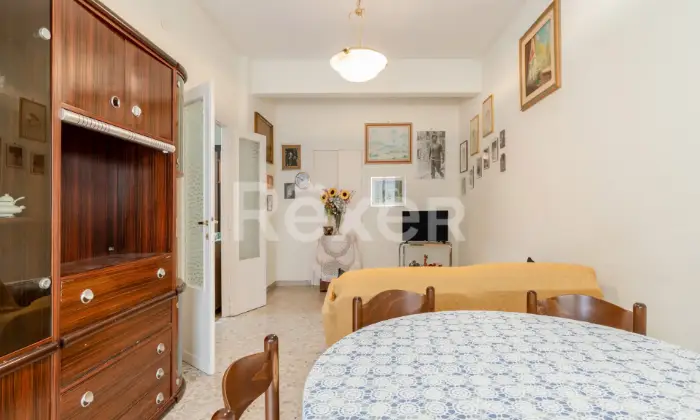 Rexer-Roma-Cassia-Grottarossa-Via-Castiglione-in-Teverina-Altro