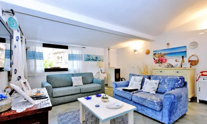 Rexer-Olbia-Villa-con-ampio-giardino-privato-Altro