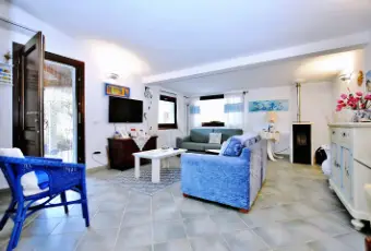 Rexer-Olbia-Villa-con-ampio-giardino-privato-Altro