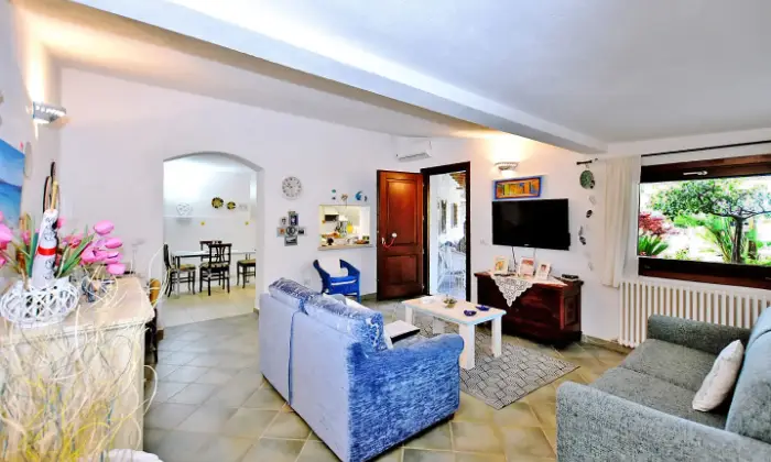 Rexer-Olbia-Villa-con-ampio-giardino-privato-Altro