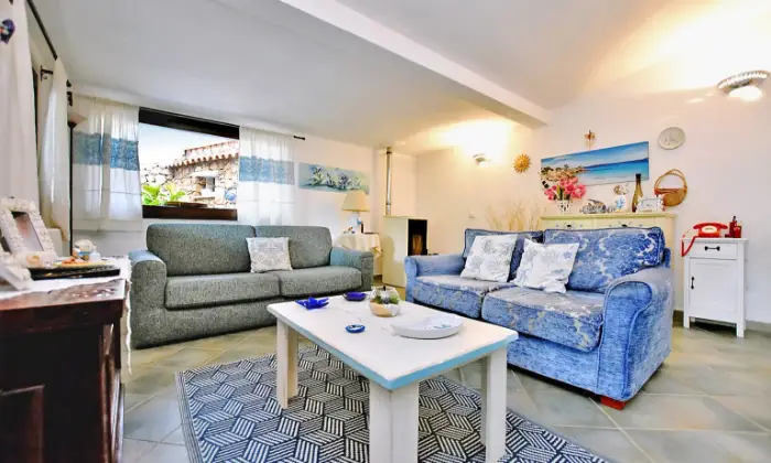 Rexer-Olbia-Villa-con-ampio-giardino-privato-Altro