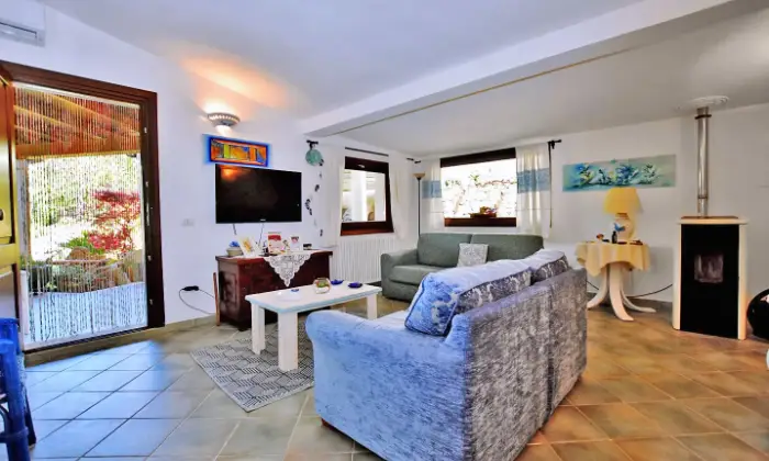 Rexer-Olbia-Villa-con-ampio-giardino-privato-Altro