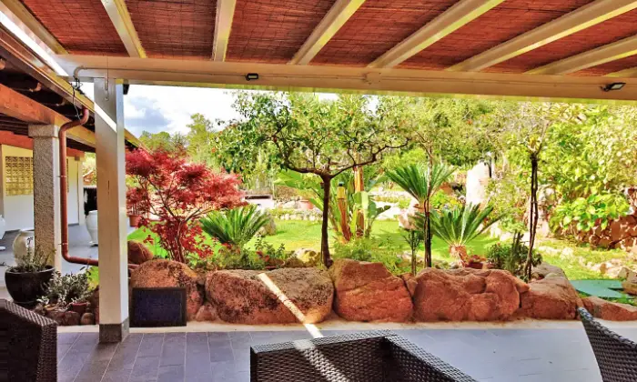 Rexer-Olbia-Villa-con-ampio-giardino-privato-Altro