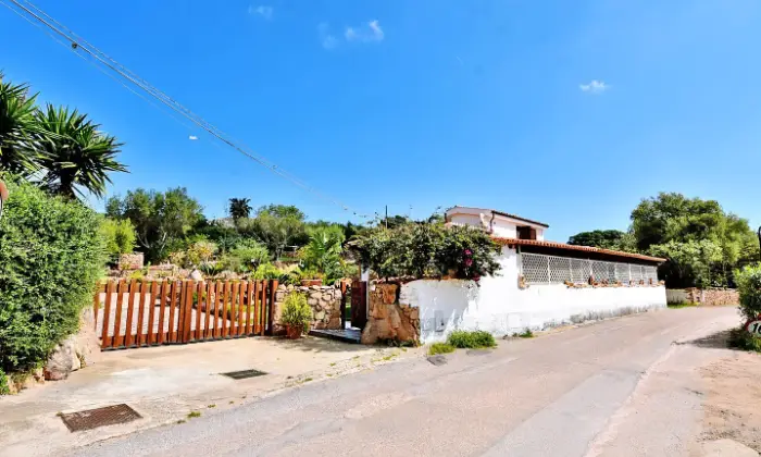 Rexer-Olbia-Villa-con-ampio-giardino-privato-Altro