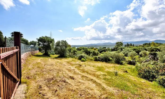Rexer-Olbia-Villa-con-ampio-giardino-privato-Altro