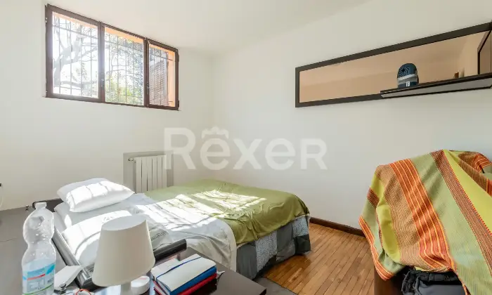 Rexer-Camparada-Ampia-Villa-con-piscina-Altro