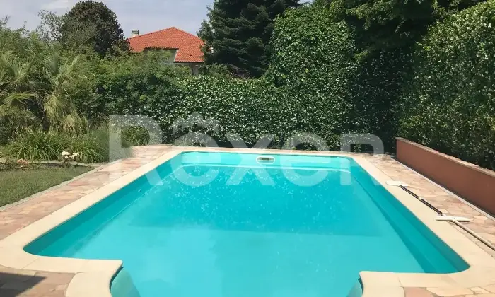 Rexer-Camparada-Ampia-Villa-con-piscina-Altro