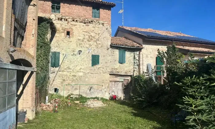 Rexer-Guiglia-Vendesi-rustico-a-Guiglia-Altro