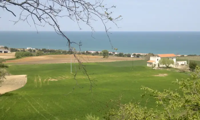 Rexer-Termoli-Terreno-panoramico-con-porzione-di-fabbricato-Terreno