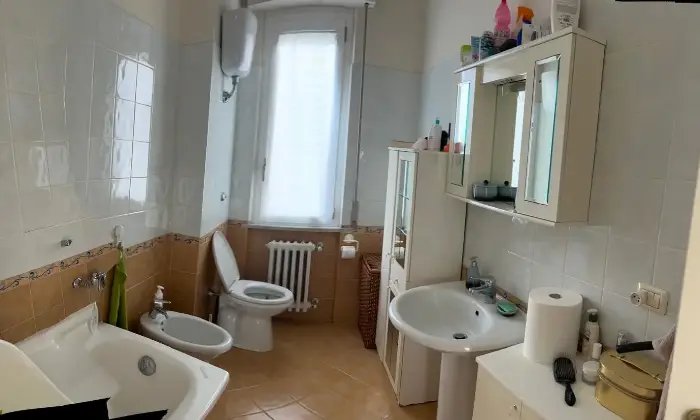 Rexer-Orvieto-Vendesi-luminoso-appartamento-a-Orvieto-Scalo-Altro