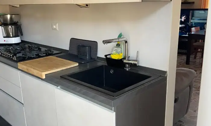 Rexer-Orvieto-Vendesi-luminoso-appartamento-a-Orvieto-Scalo-Altro