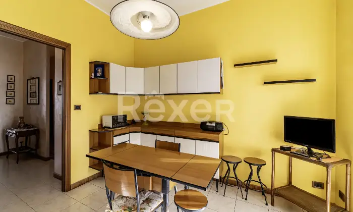 Rexer-COLLEGNO-AMPIO-QUADRILOCALE-CON-BOX-Altro
