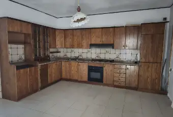 Rexer-Francica-Casa-indipendente-mq-con-giardino-Cucina