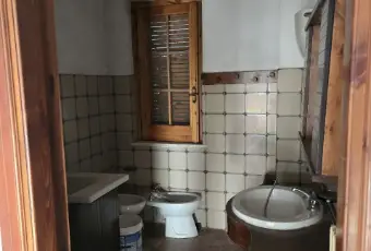 Rexer-Francica-Casa-indipendente-mq-con-giardino-Bagno