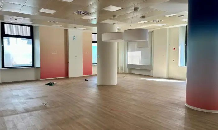 Rexer-Cosenza-Filiale-Bancaria-e-Appartamenti-Residenziali-in-Vendita-a-Cosenza-Altro